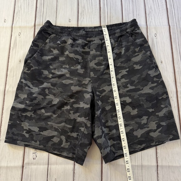 Lululemon Men's Pace Breaker 9" Lined Short Variegated Mesh Camo Black Large - Picture 4 of 9